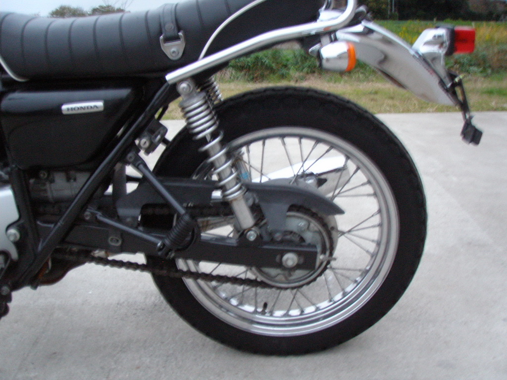 Купить мотоцикл Honda CB400SS 2002 фото 14